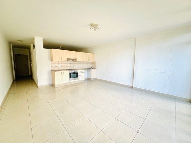 1 Bedroom Property for Sale in Zonnebloem Western Cape